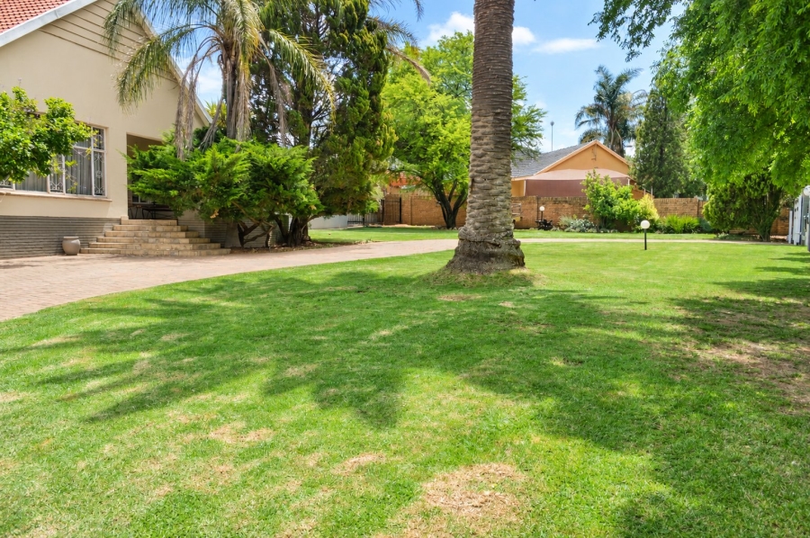 3 Bedroom Property for Sale in Roosheuwel North West